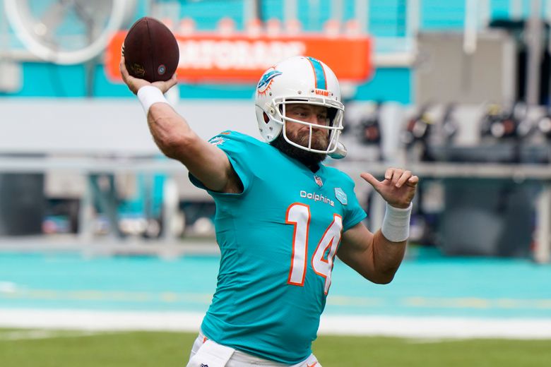 Miami Dolphins tight end Mike Gesicki (88) warms up before an NFL