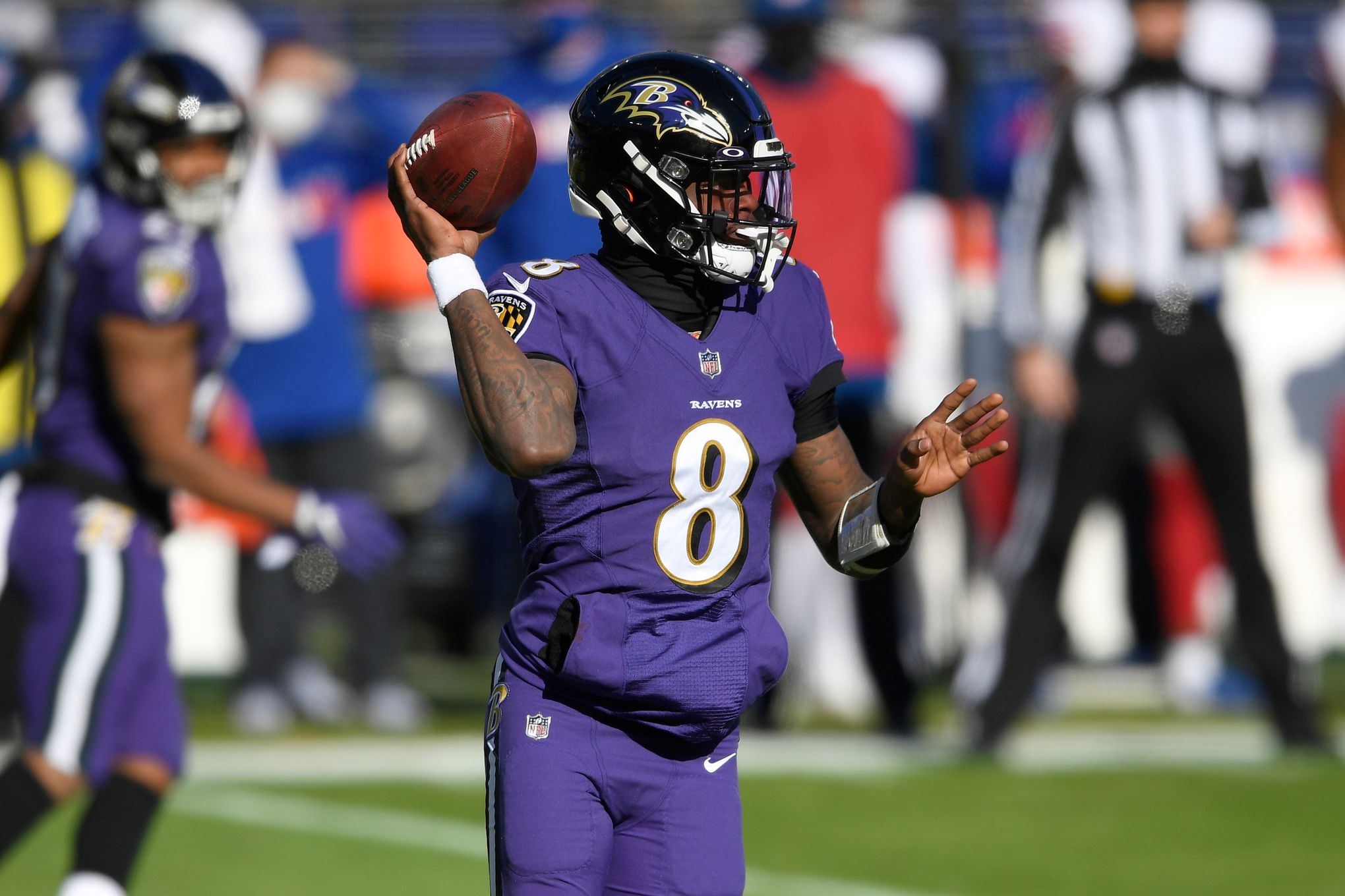 Baltimore Ravens roll past Giants, 27-13, to do their part in