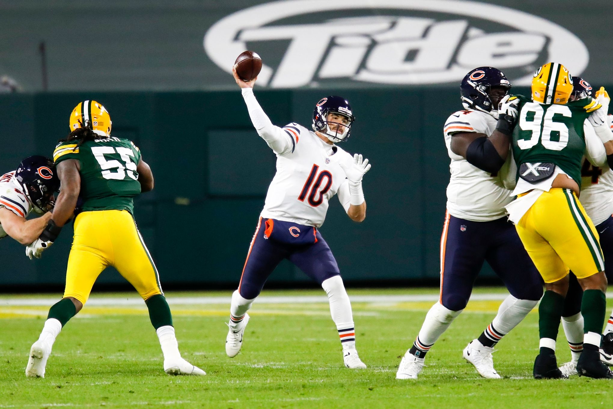 Chicago Bears commit to Mitchell Trubisky as starting QB in 2020