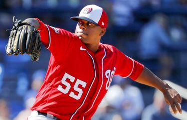 Roenis Elias, pitching for Washington in spring training in March, is back in the Mariners’ organization for the third time. (AP Photo/Jeff Roberson) FLVR