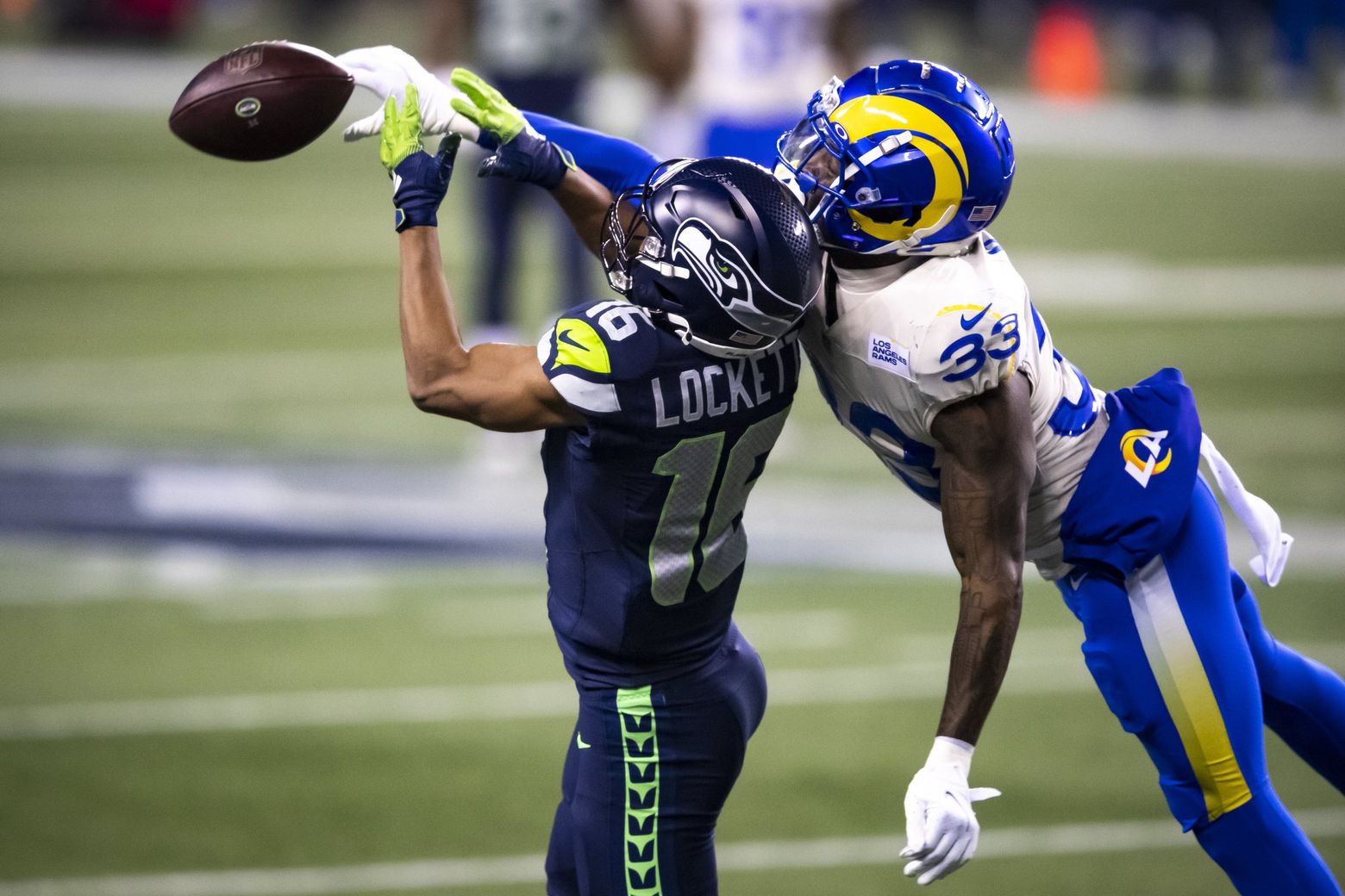 Overmatched and out: Offensive ineptitude dooms Seahawks in wild