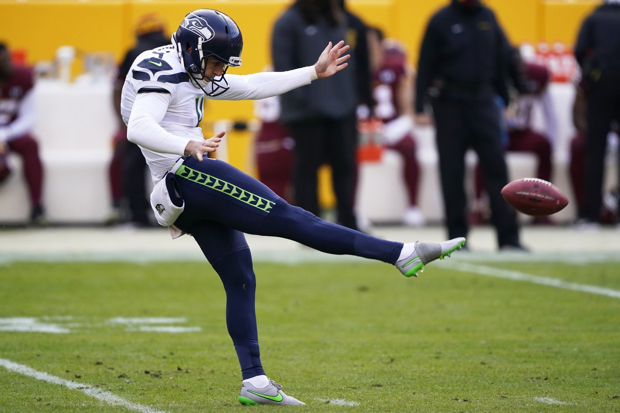 10 Best NFL Free Agent Punters in 2023