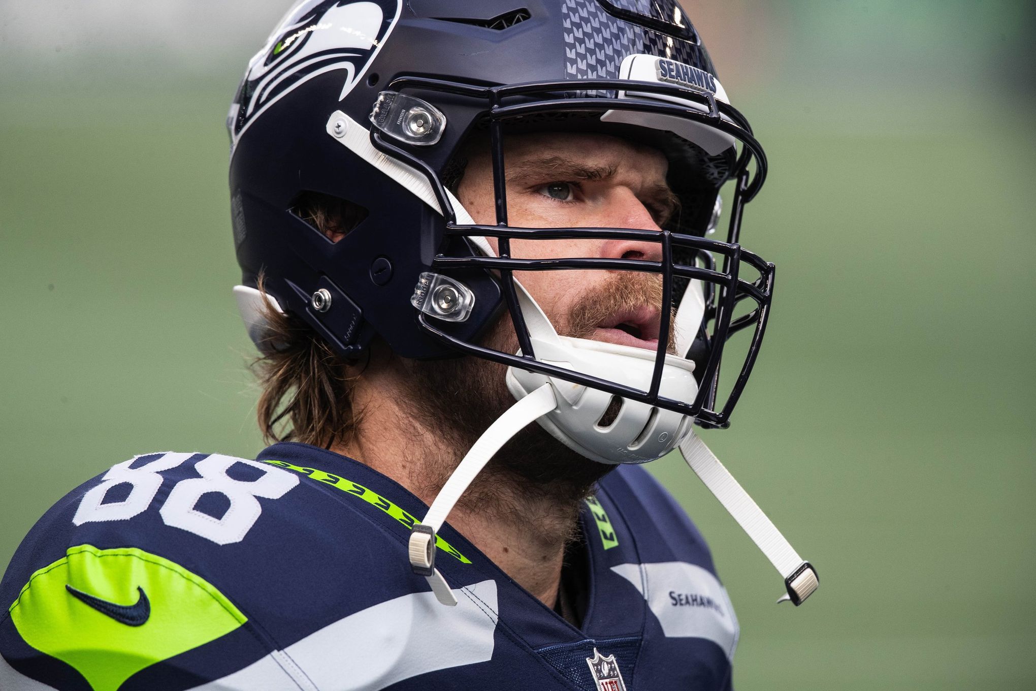 Luke Willson announces retirement from football 1 day after signing with  Seahawks