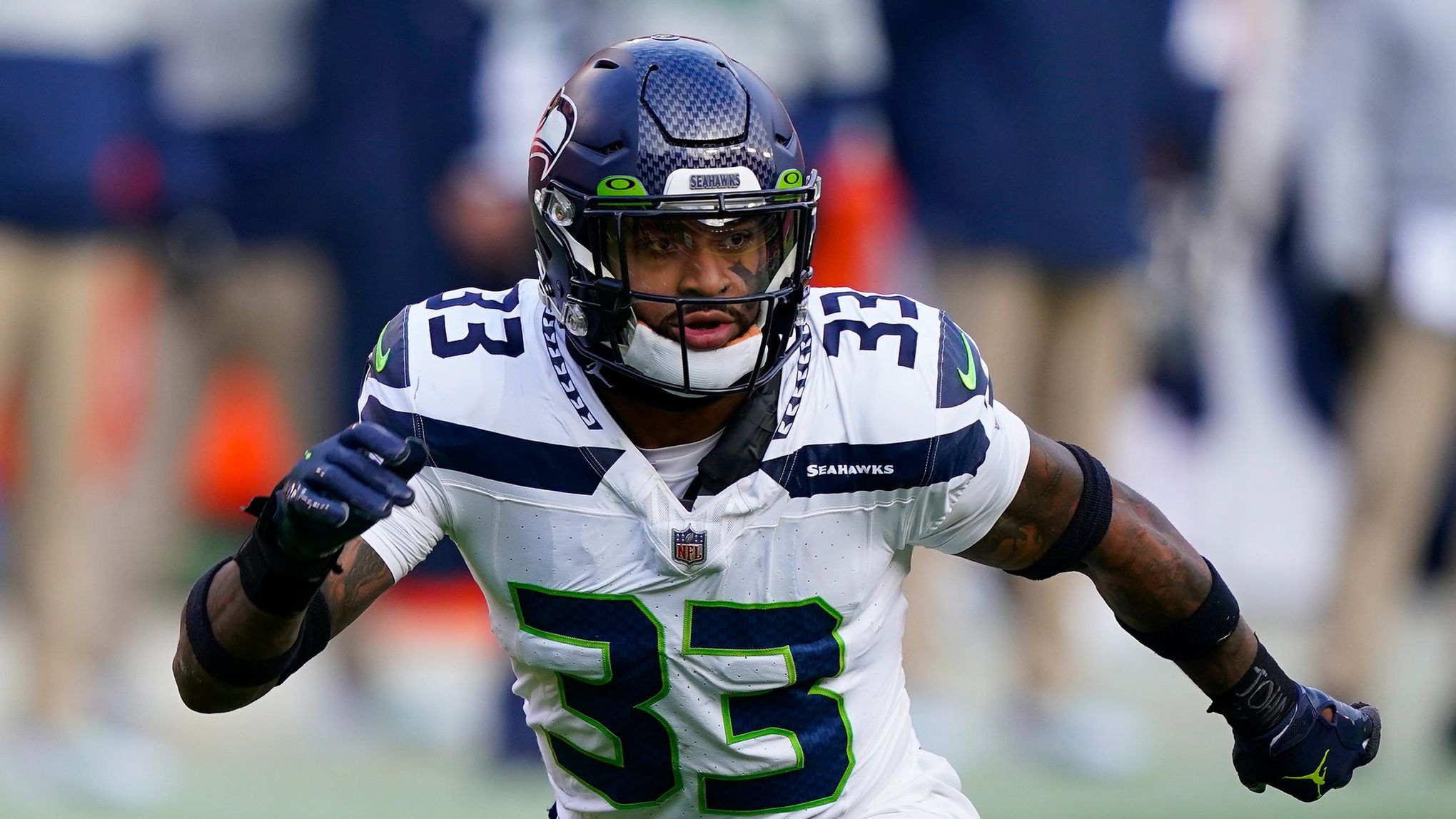 Seahawks' Jamal Adams played wild-card game vs. Rams with torn