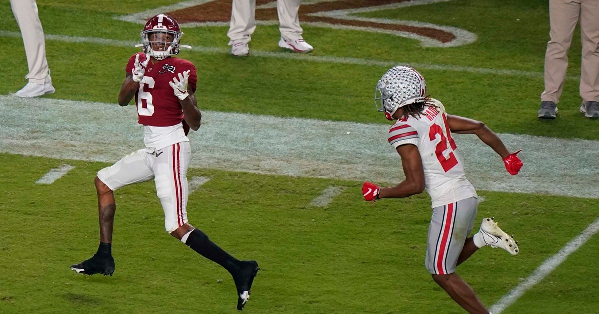 Heisman Trophy winner DeVonta Smith scores his first NFL touchdown