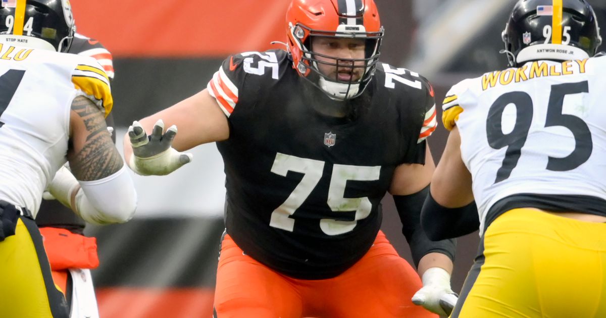 Joel Bitonio shown a lot of love for finally making the postseason