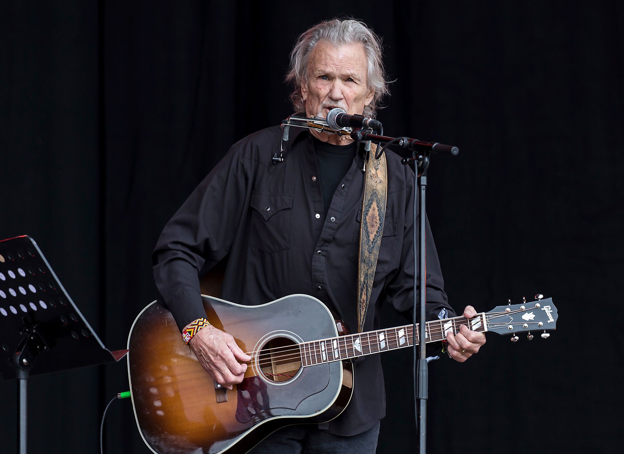 For the Good Times by Kris Kristofferson - Country MusiX