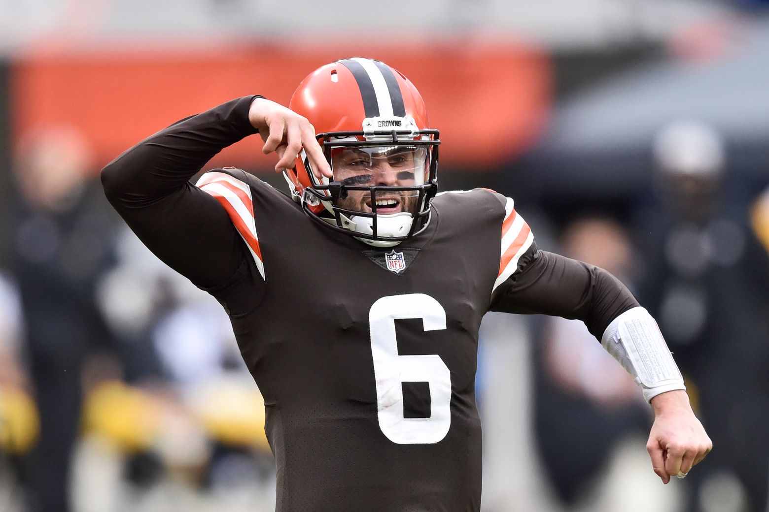 Browns get last laugh in playoff win over Steelers