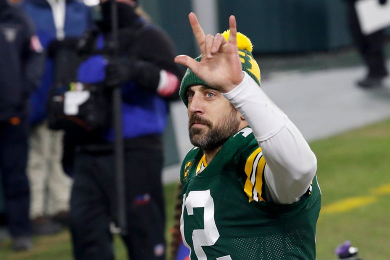 All eyes on the quarterbacks as Packers host Bucs for NFC championship