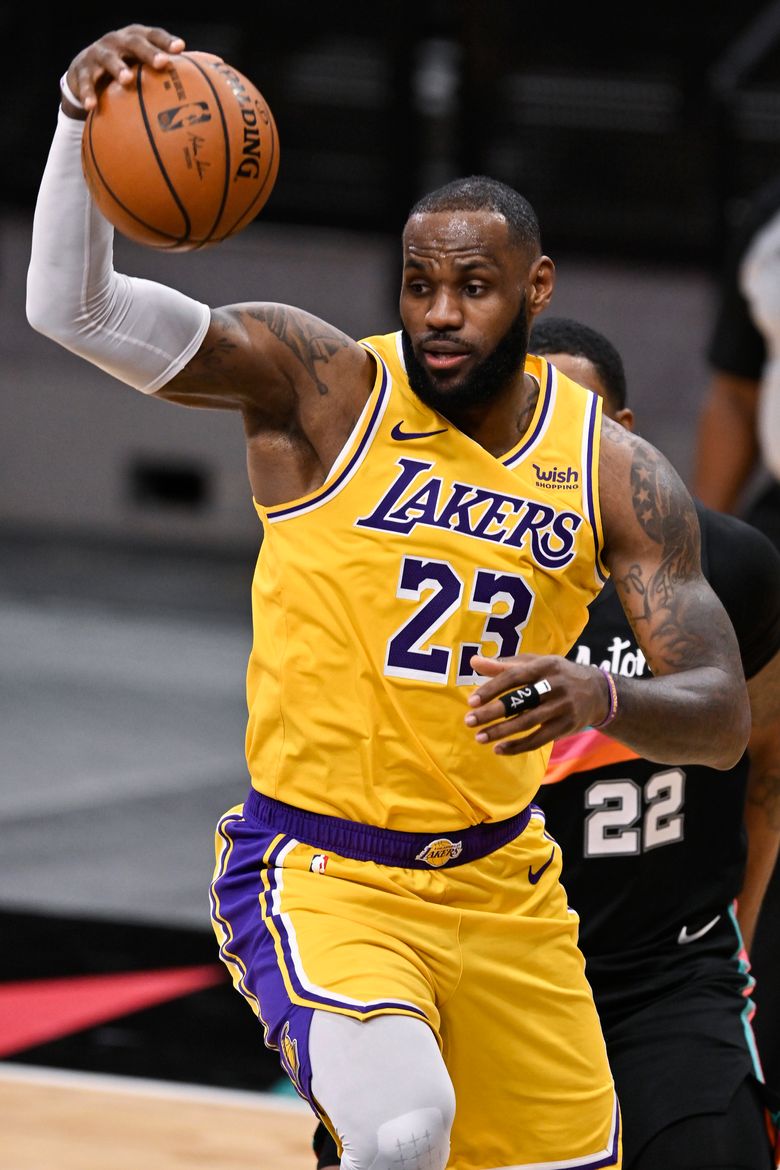 Is LeBron James playing tonight against the San Antonio Spurs