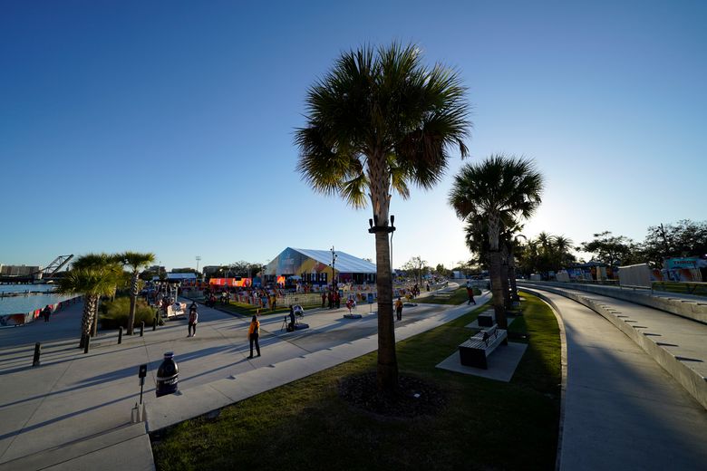 Bucs, Hillsborough County hit snag in Raymond James Stadium renovation