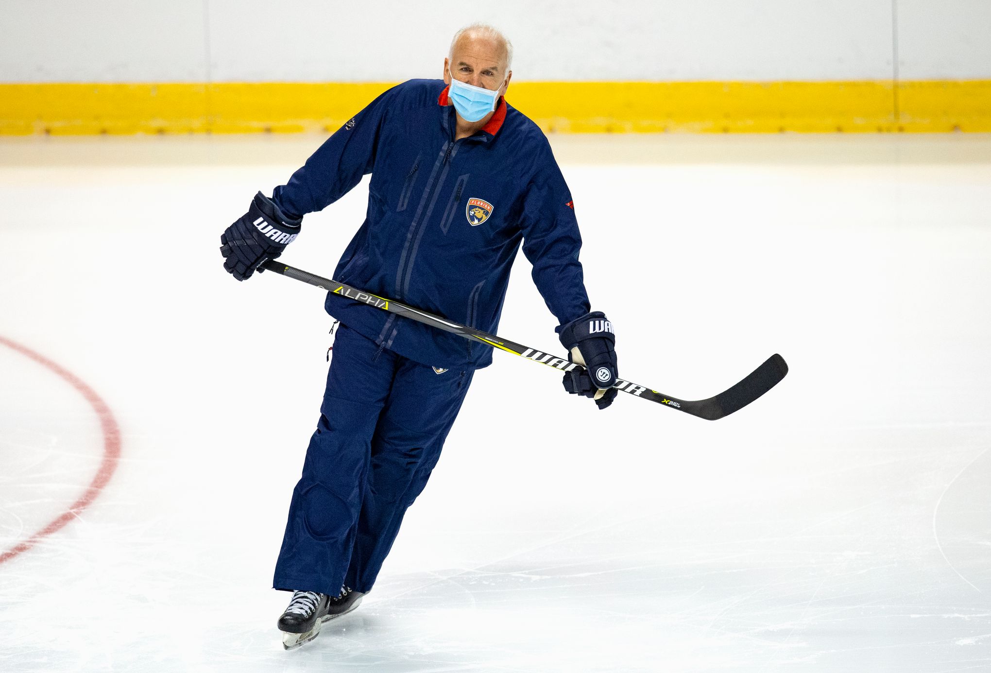 Blue Jackets coach John Tortorella has no gripe on NHL mask mandate