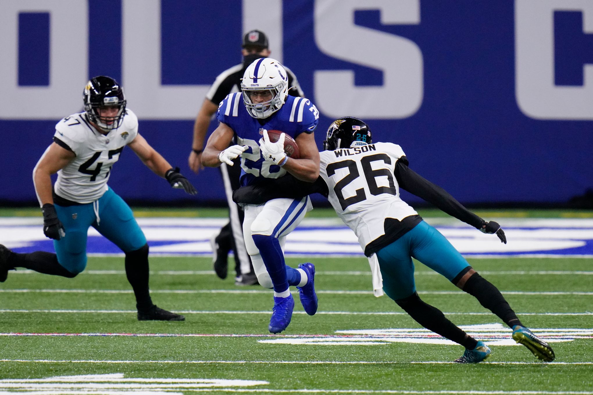 Jaguars receivers led by Laviska Shenault makes big plays vs. Colts