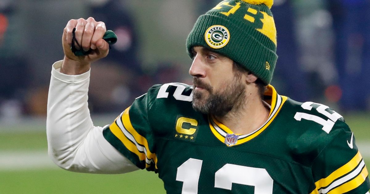 Comparing the best Packers seasons of Aaron Rodgers, Brett Favre, and Bart  Starr