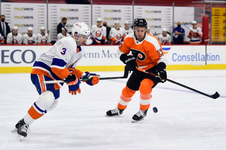 Hayes leads Flyers to win over Islanders