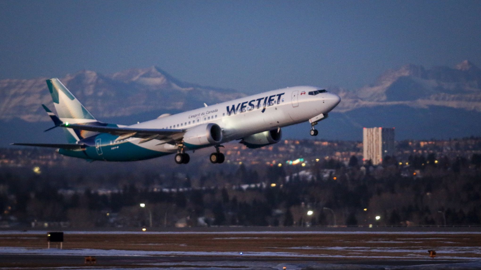 WestJet cuts back order for 737 Max planes - Skies Mag