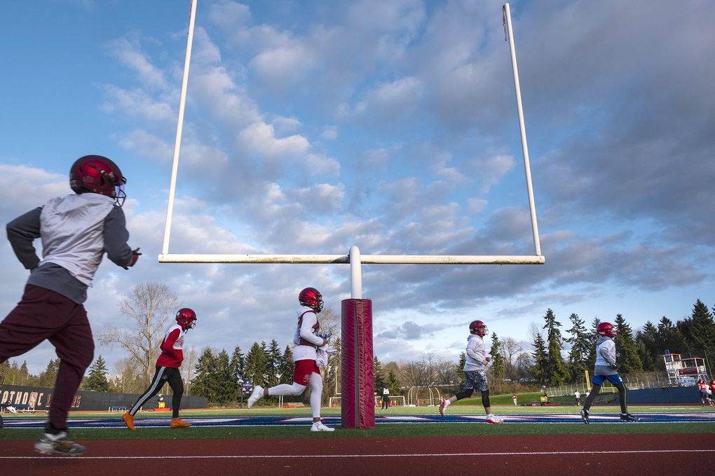 Kennedy Catholic – led by future Husky Sam Huard – figures to be a force in prep football this season. (Dean Rutz / The Seattle Times)