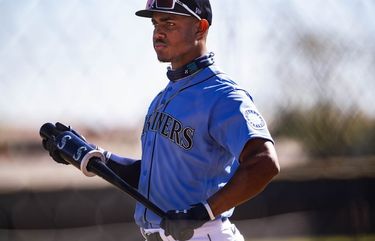 Earlier than expected, Julio Rodriguez back in spring-training