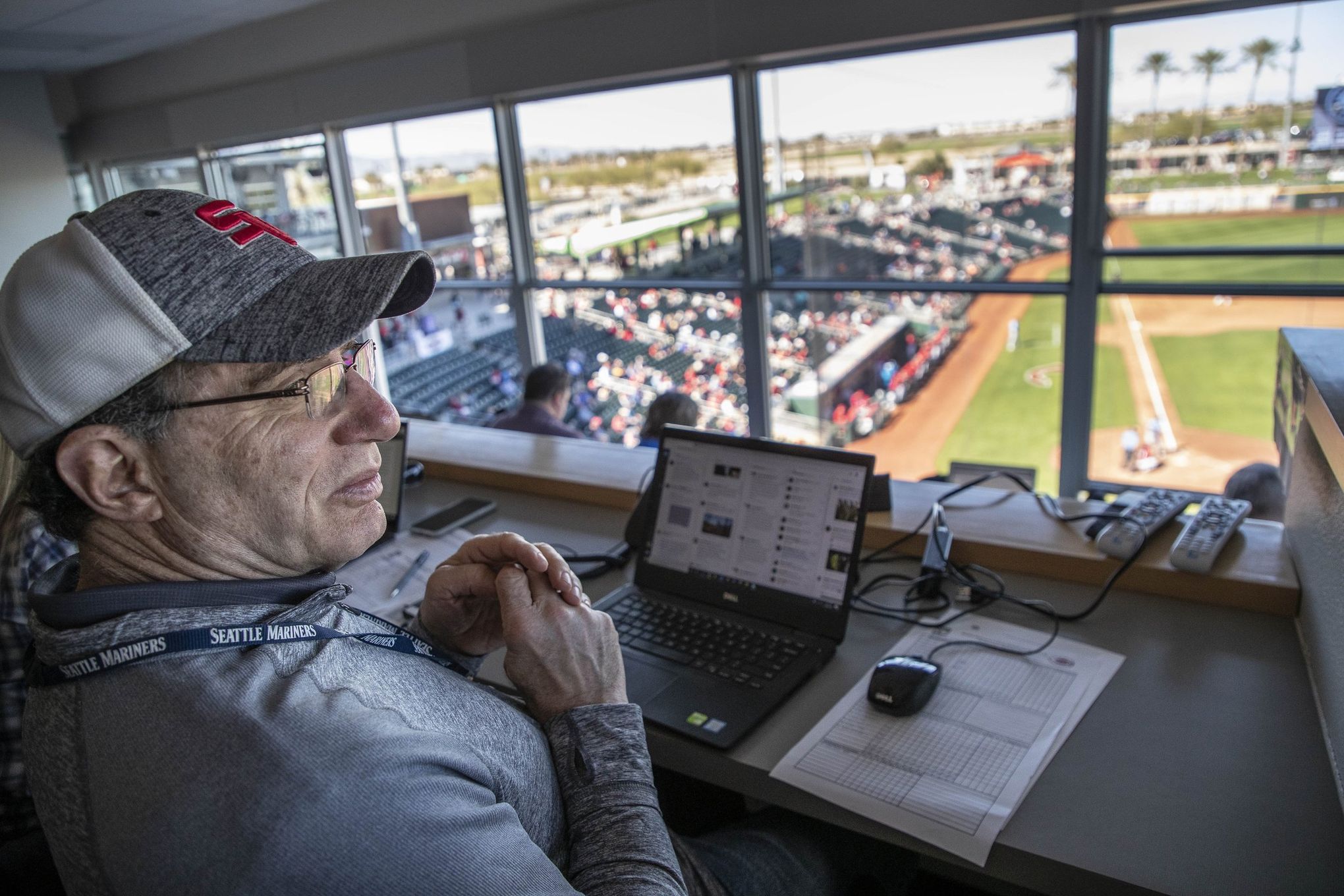 Favorite in Mariners camp might be 66-year-old Perry Hill