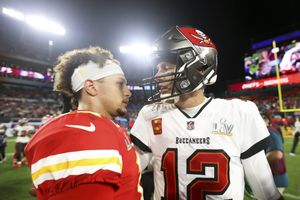 Tom Brady wins Super Bowl No. 7, Buccaneers beat Chiefs 31-9 - The Sumter  Item