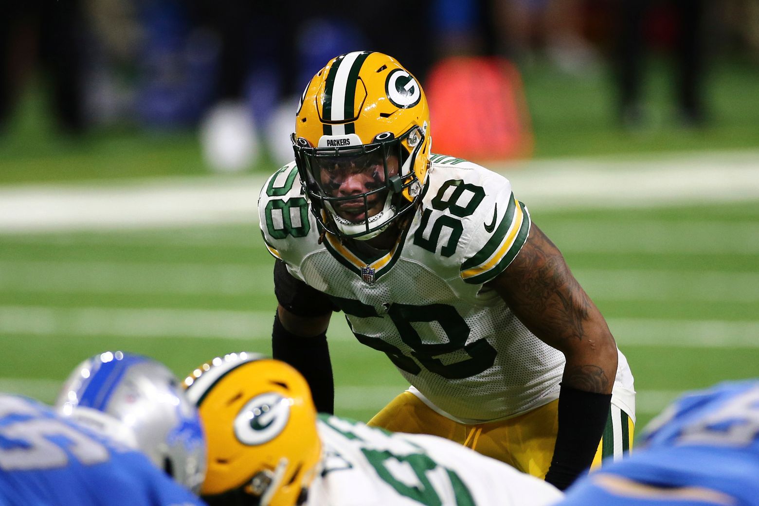 Packers sign LB Christian Kirksey and T Rick Wagner