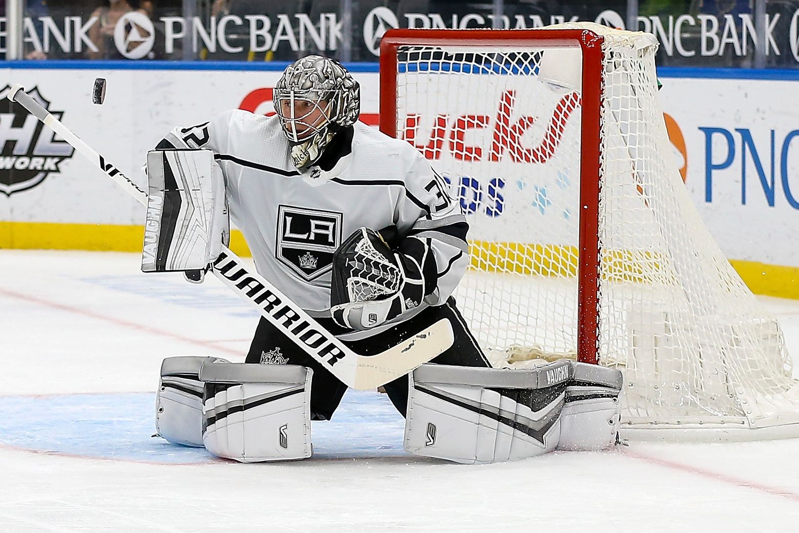 Jonathan Quick has wrist surgery after Stanley Cup win