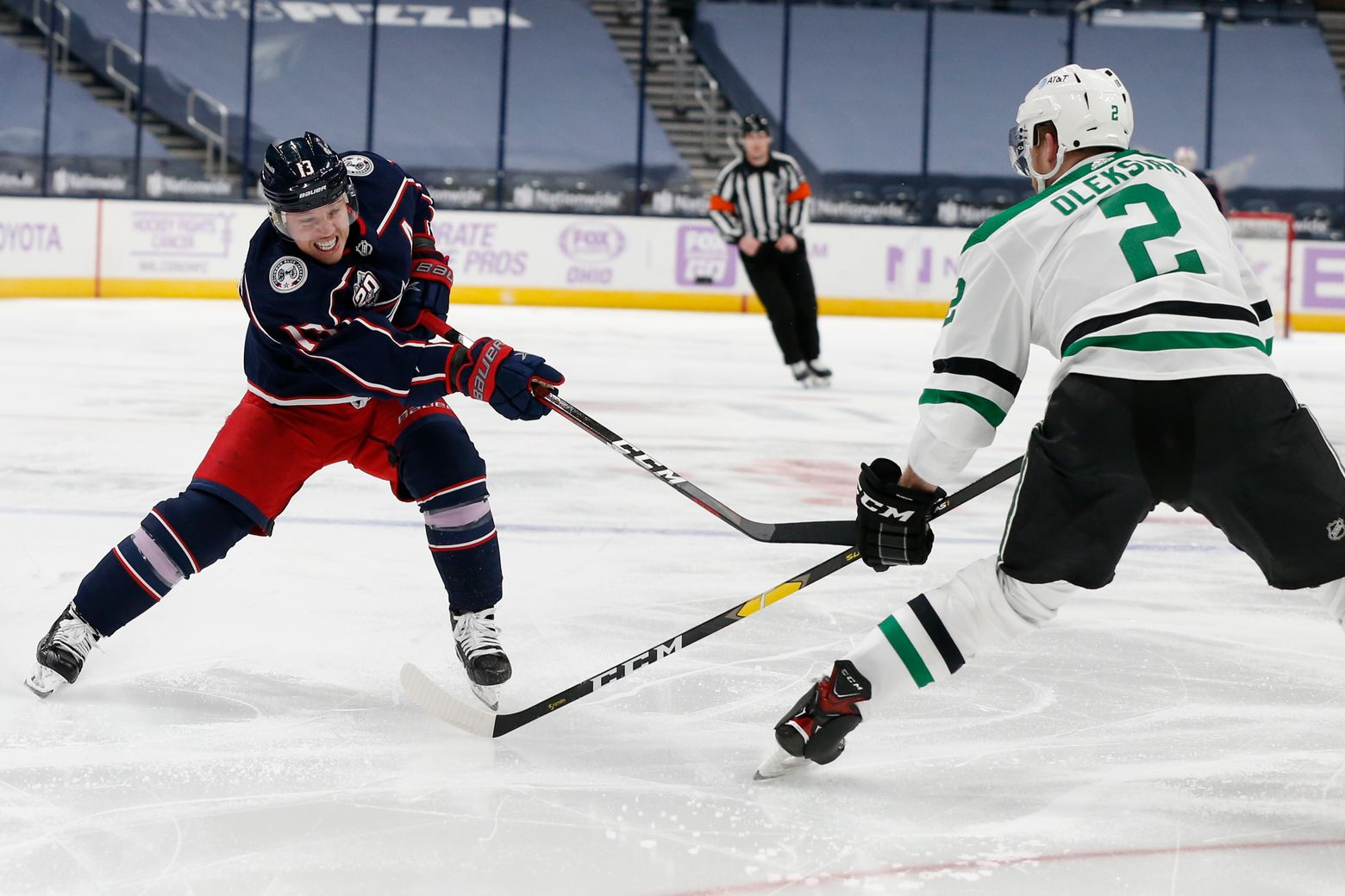 Patrik Laine, Jack Roslovic give Blue Jackets an early boost