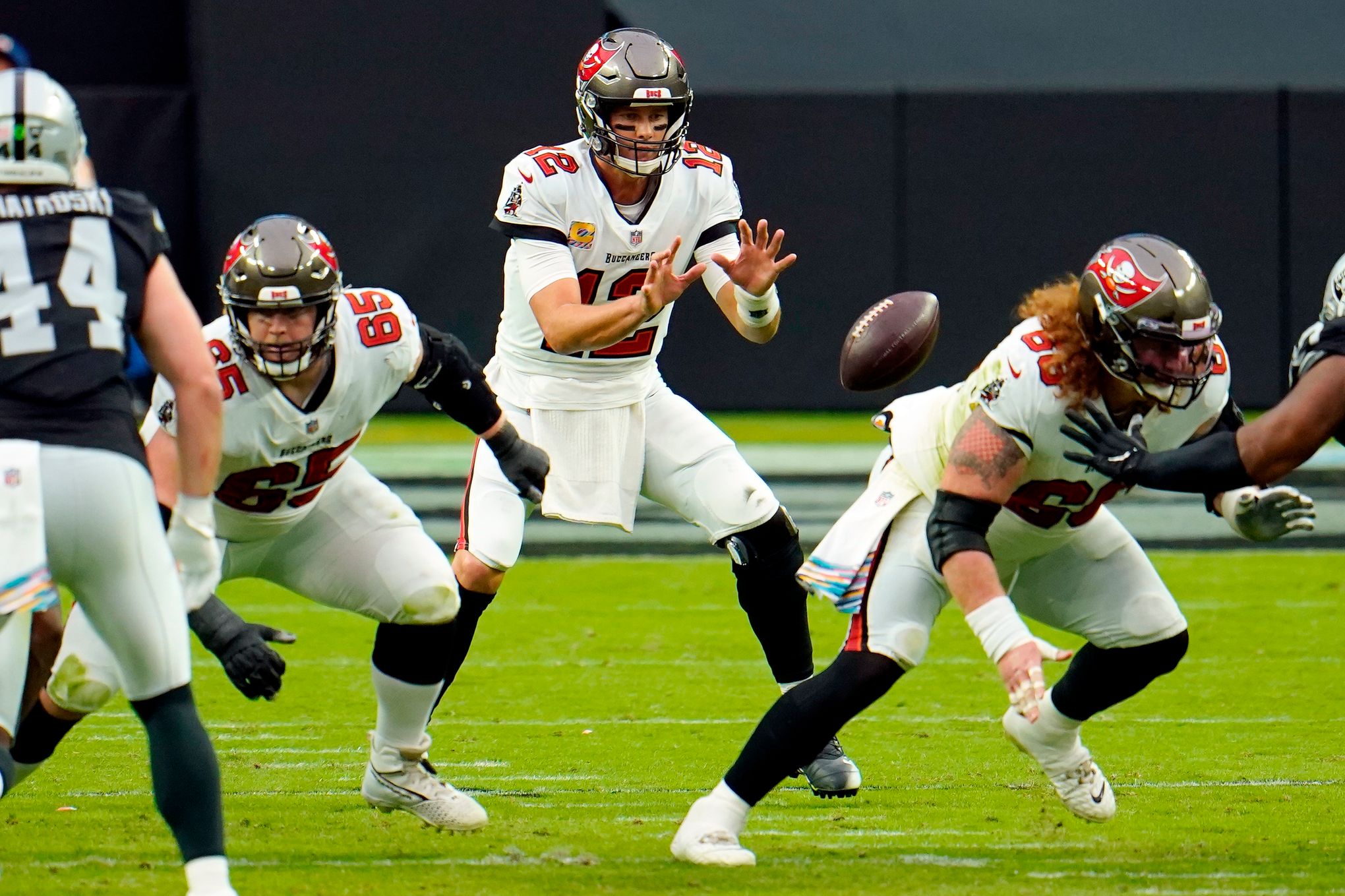 Cameron Brate Meets With The Media - Bucs Report