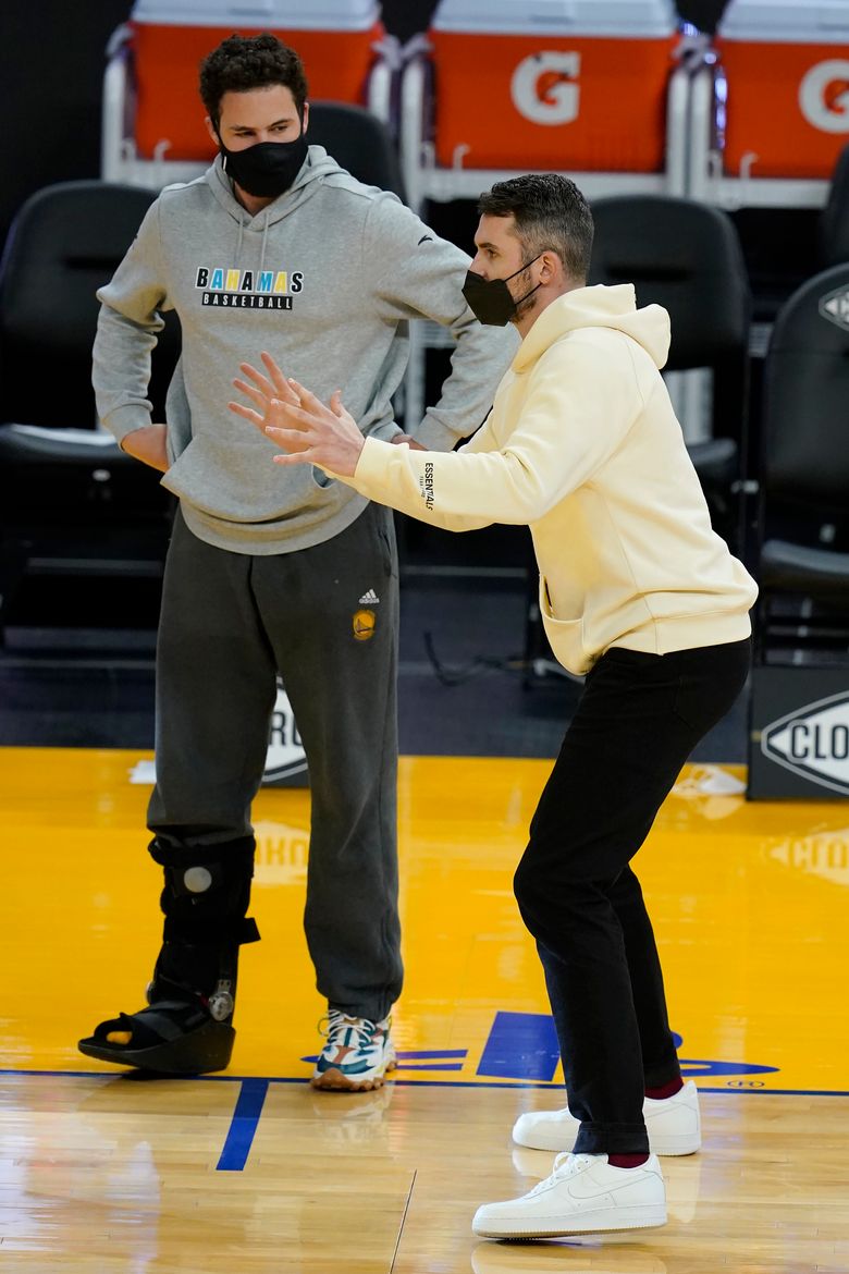 NBA - How Kevin Love's injury affects his decision on a contract