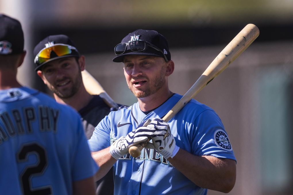 Kyle Seager waits his turn in the cage for batting practice late last month at spring training in Peoria, Ariz. (Dean Rutz / The Seattle Times)