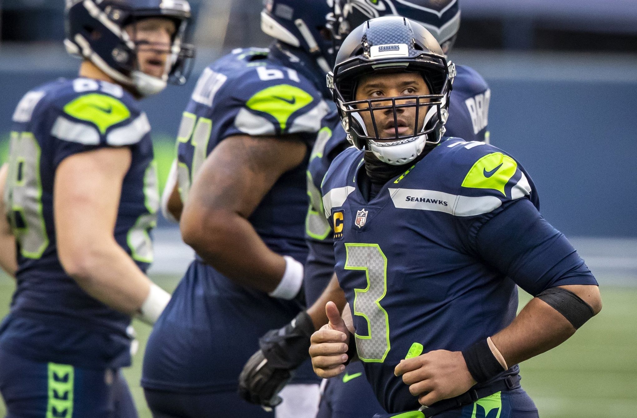 Analysis: Why the Bears reportedly offering the kitchen sink for Russell  Wilson wasn't enough for the Seahawks