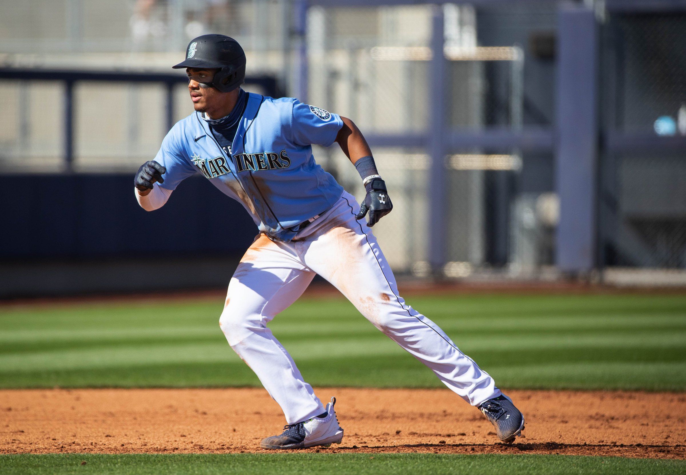 Spring training still buzzing about Julio Rodriguez's first Cactus
