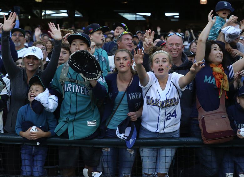 Mariners can't get it done vs. Astros, face long odds to make