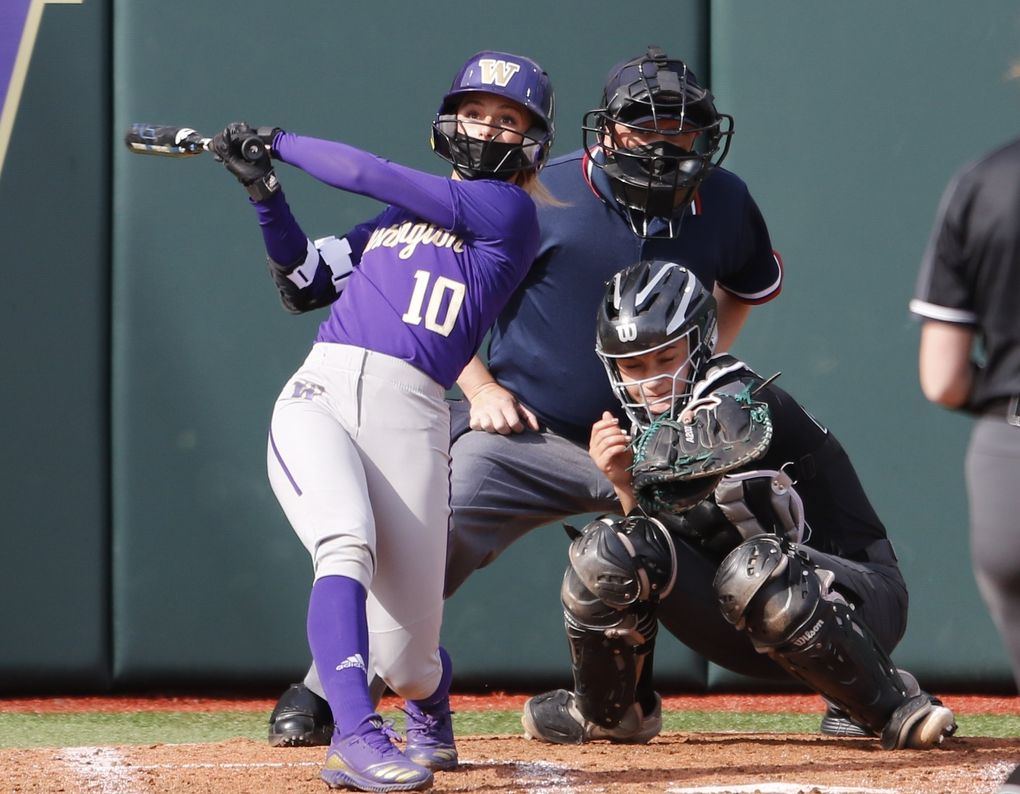 Junior Sami Reynolds leads the Huskies in runs batted in this season. (Jim Nicholson / UW Athletics)