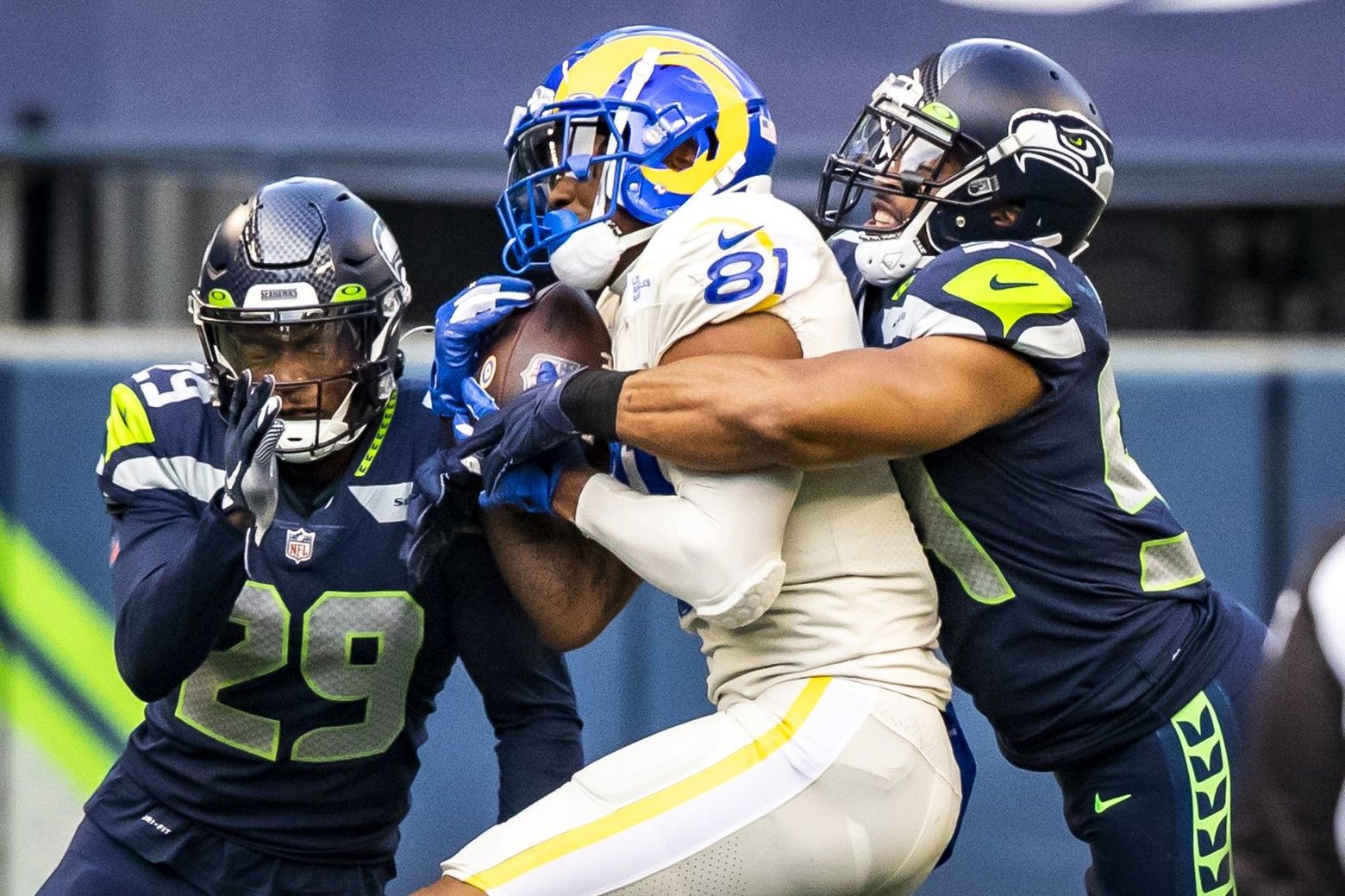 With Seahawks set at tight end, Gerald Everett moves on to