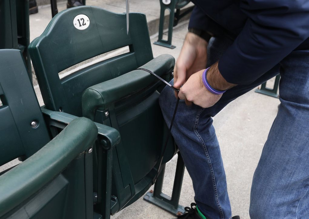Mariners sell out season opener; look inside TMobile Park as they get
