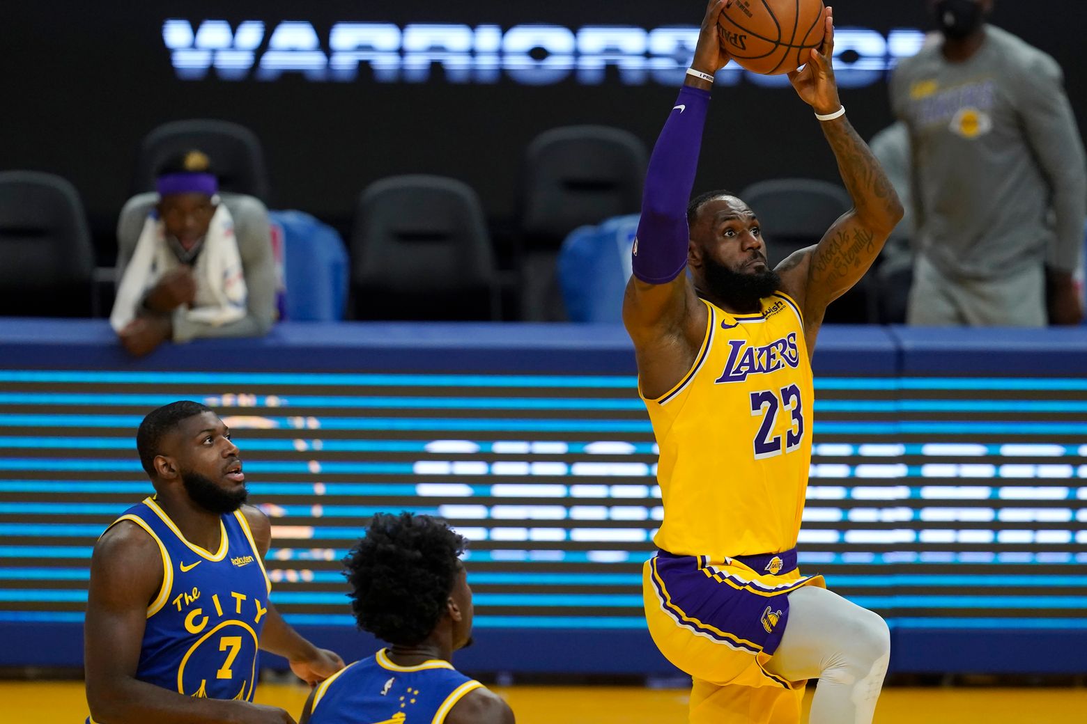 lebron blue ap