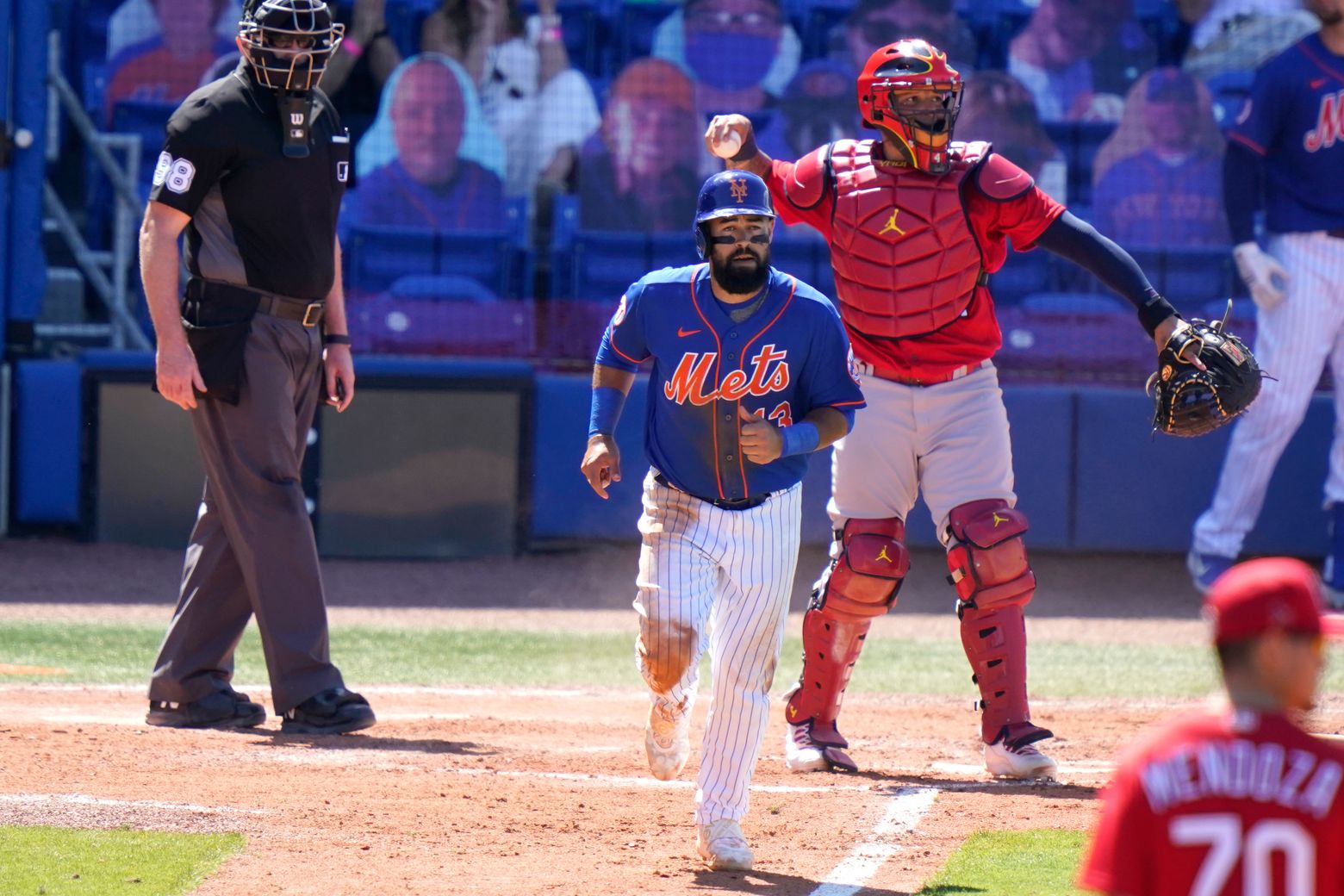 Mets' Luis Guillorme works 22-pitch walk vs Jordan Hicks (video) - Sports  Illustrated