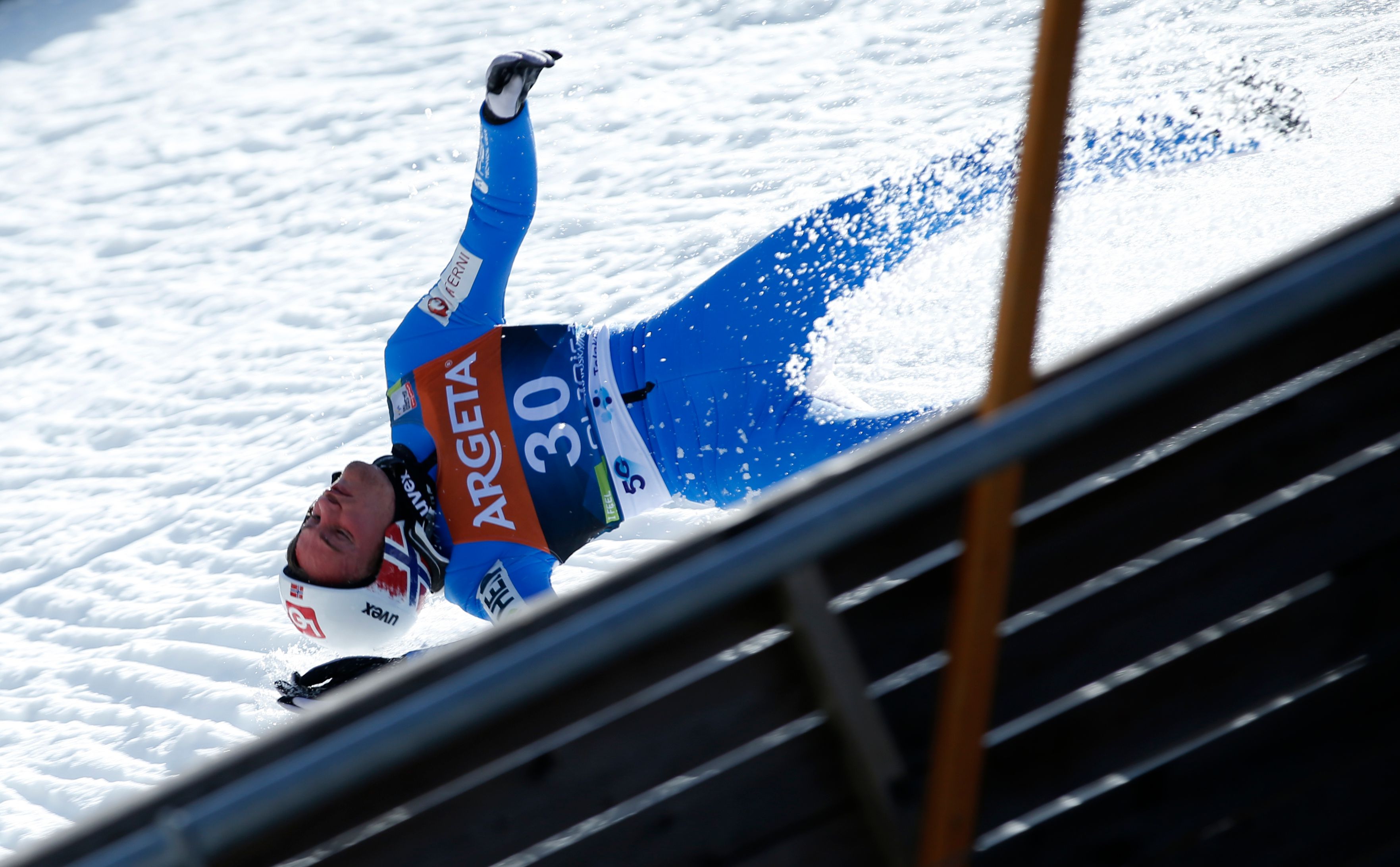 Norwegian ski jumper Tande hospitalized after heavy fall The Seattle Times