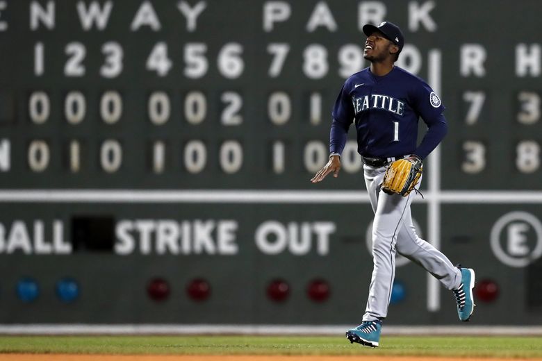 Kyle Lewis' monster home run, 03/19/2021