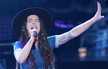 Savanna Woods of Stanwood sang “Black Hole Sun” by famous local rockers Soundgarden in the four-way knockout round on Monday’s episode of “The Voice”.
