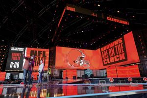 Browns: Greg Newsome II judges the fit of Ian Rapoport on NFL Network