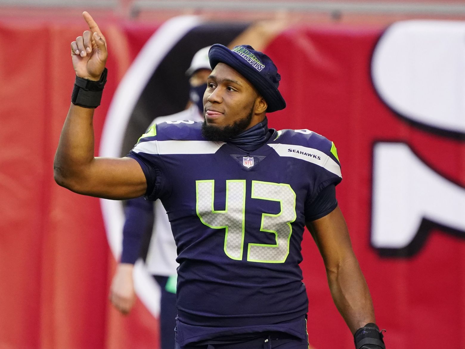 Seattle Seahawks' Carlos Dunlap on Russell Wilson: 'He told me