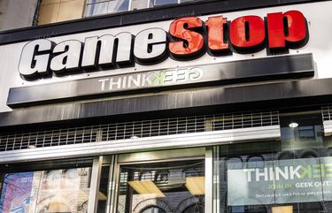 GameStop to sell 3.5M shares after stock frenzy boosts price | The ...