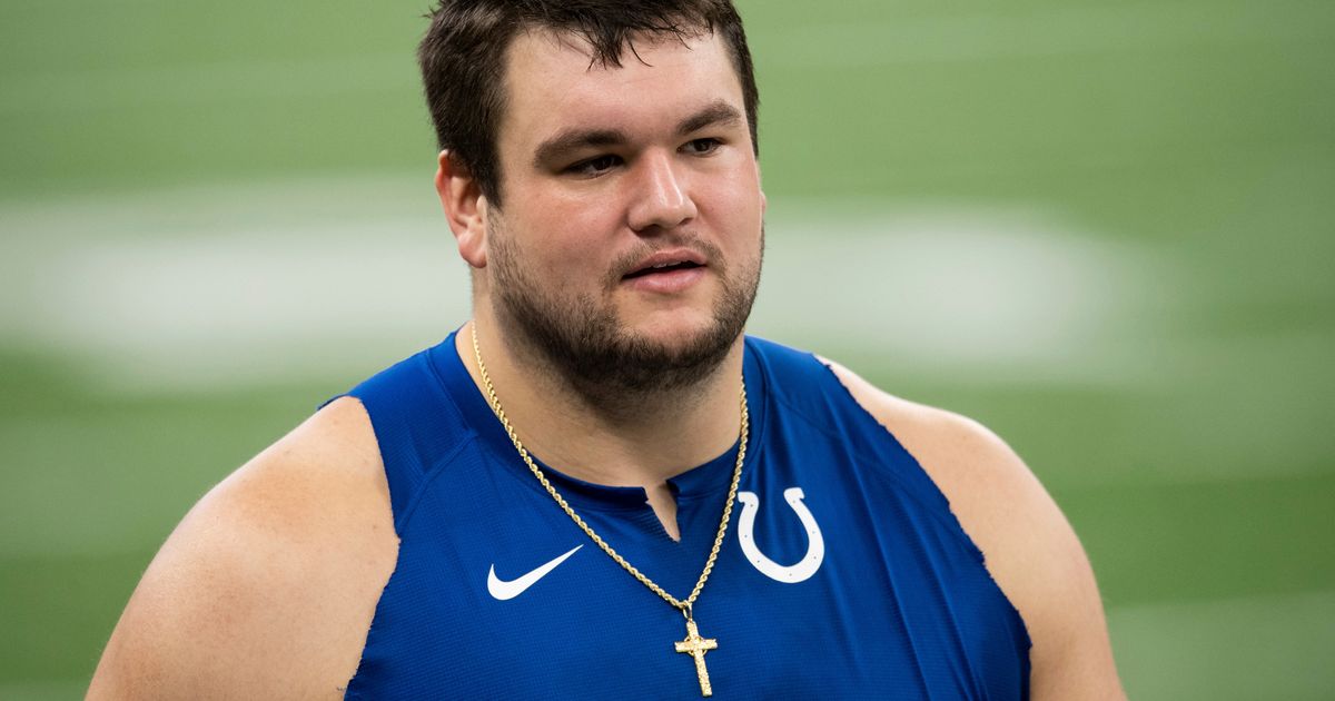 Colts exercise 5th-year option on star guard Quenton Nelson