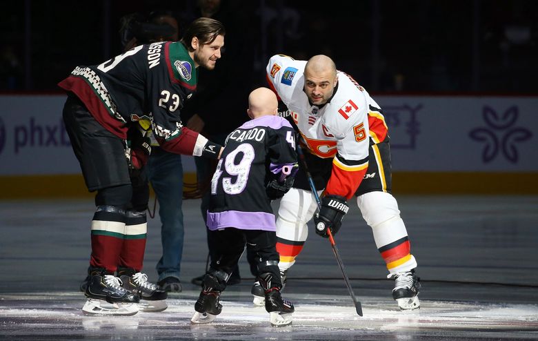 Arizona Coyotes Hockey Fights Cancer Jersey