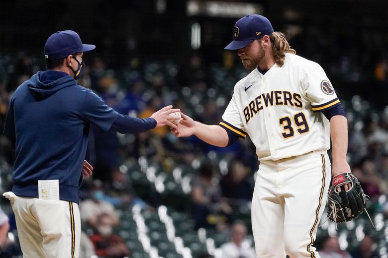 Craig Counsell Postgame Presser  Craig Counsell breaks down the