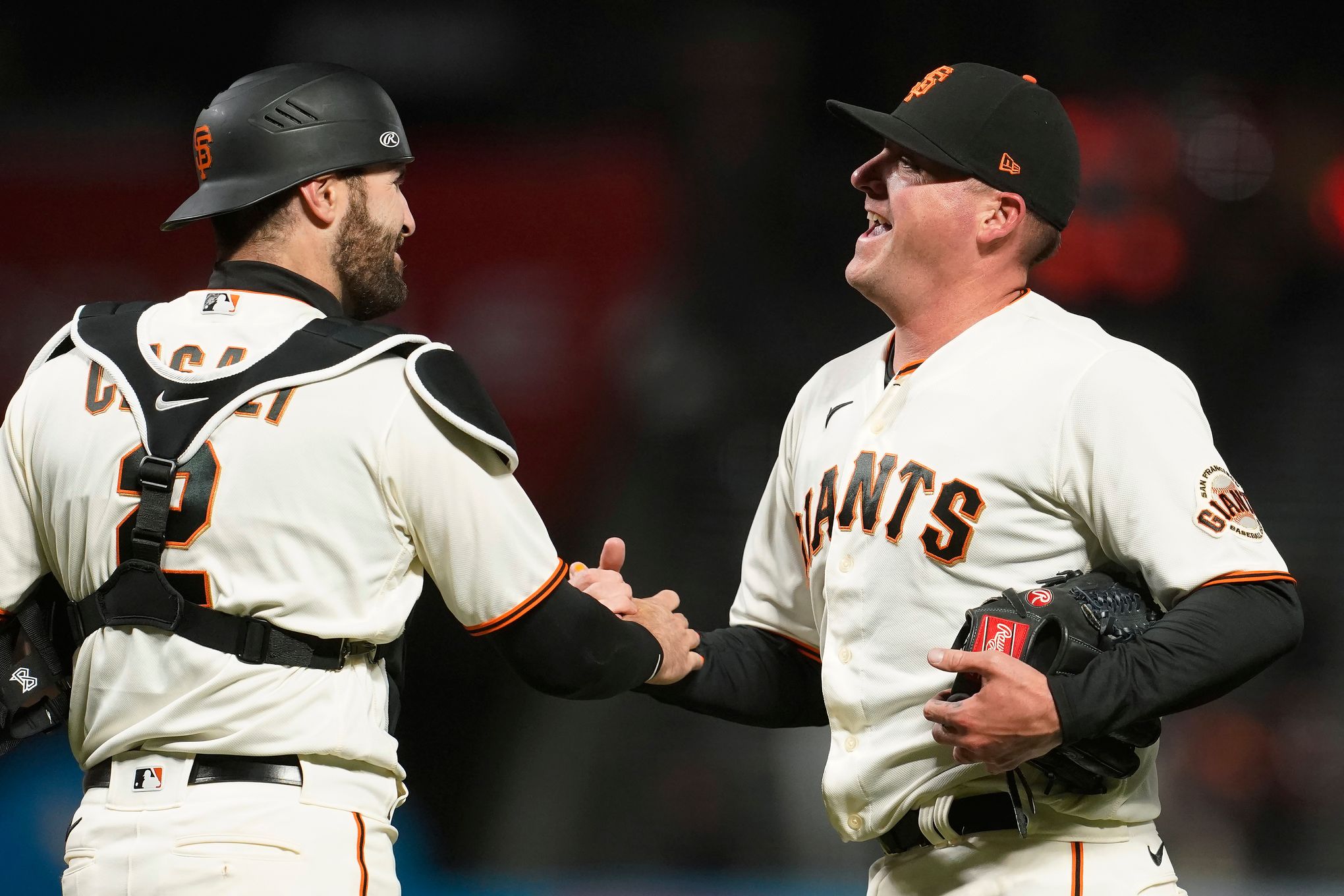 Home sweet home: Brandon Belt staying with San Francisco Giants