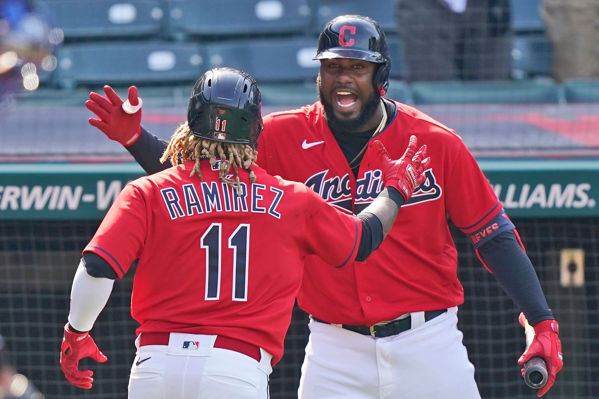 Kansas City Royals defeat Cleveland Indians 3-0 in home opener