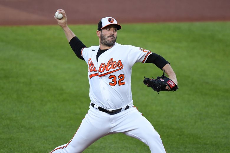 Mullins hits 2 HRs, leading Harvey, Orioles over Yankees 4-2